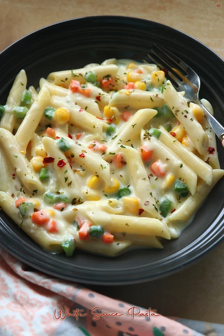 Creamy White Sauce Pasta